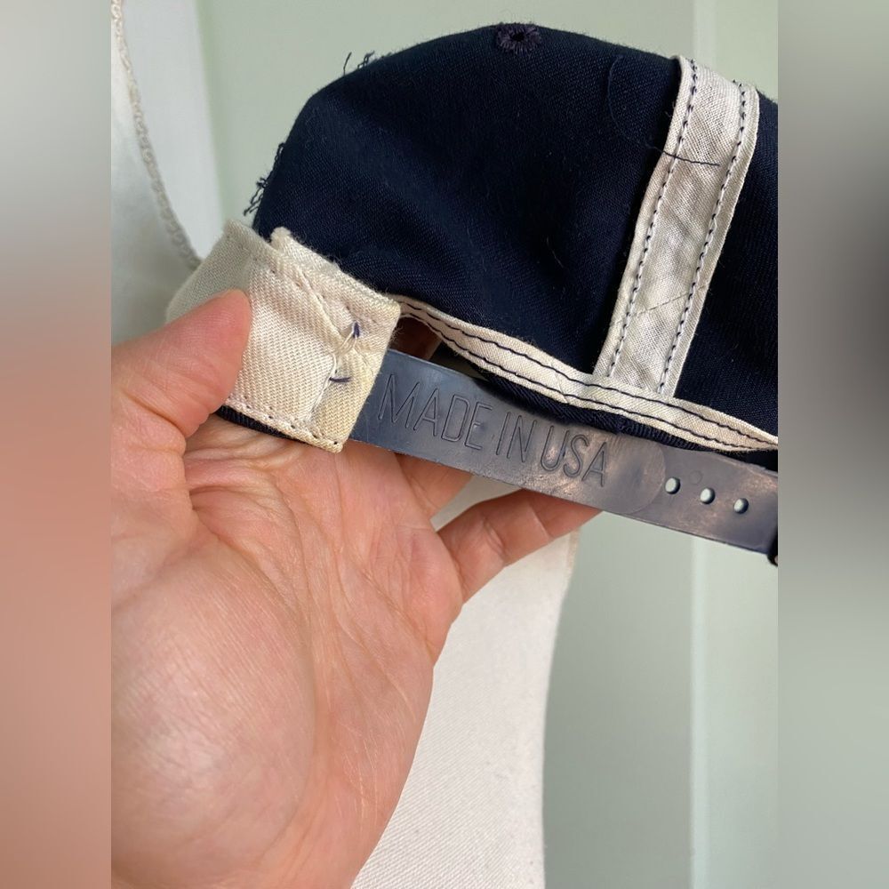 Genuine 1970s Yale University Hat - Picture 4 of 5